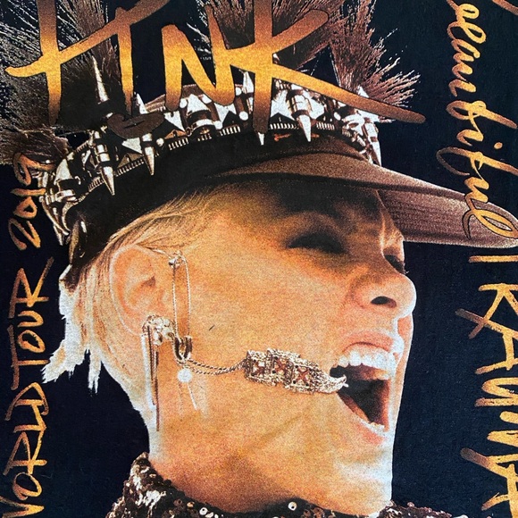 2019 PINK Beautiful Trauma World Tour T Shirt - Picture 4 of 6